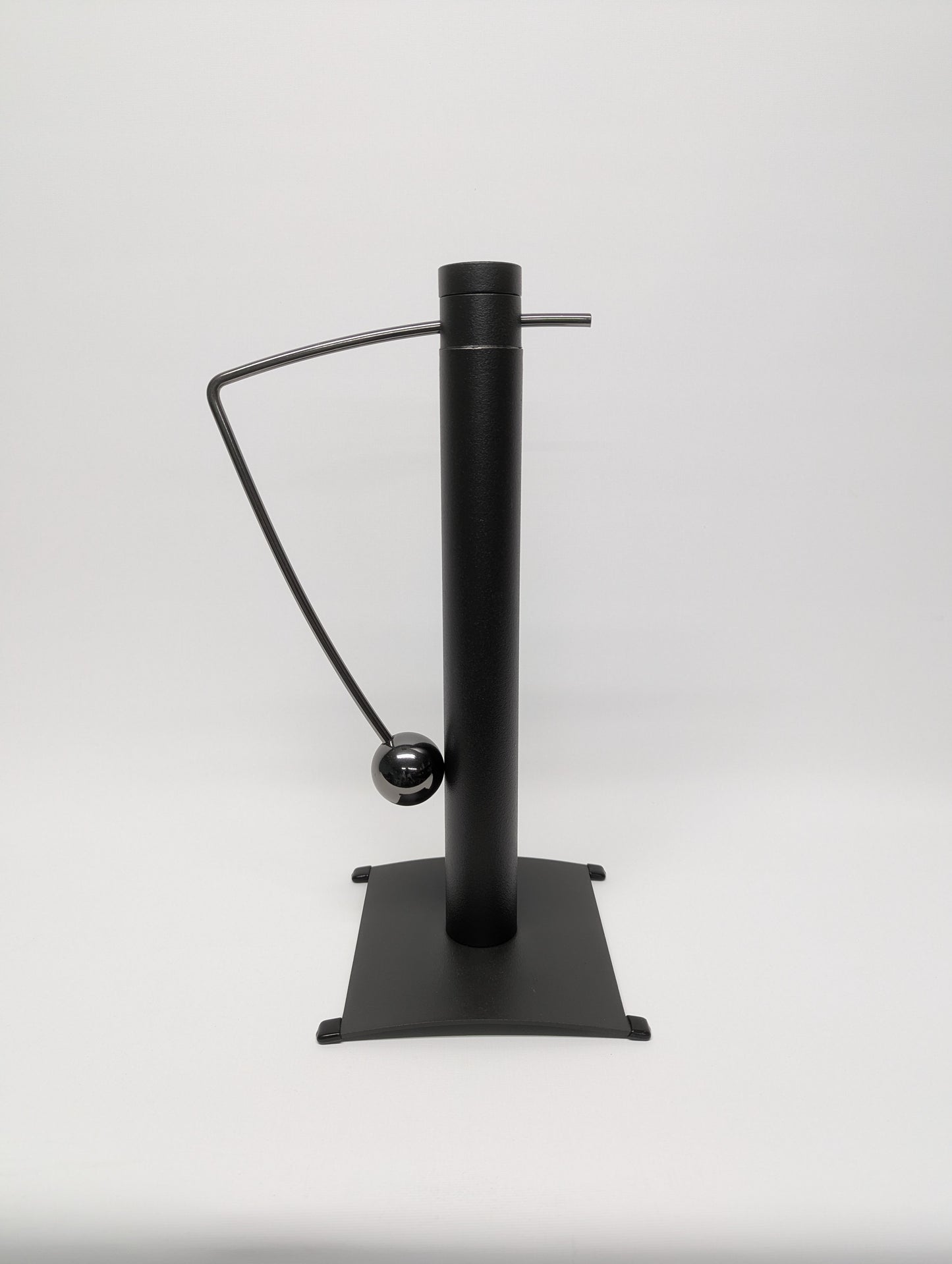 Isis Paper towel roll holder