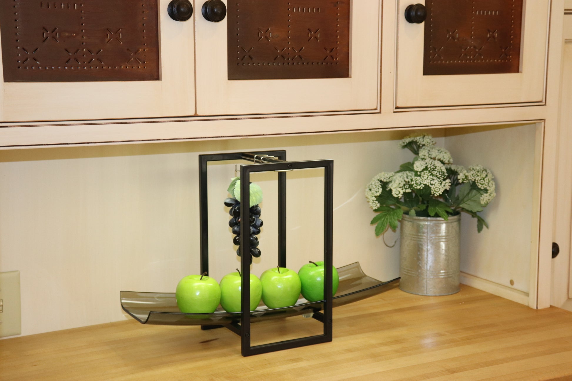 Zojila.com : Andora Fruit Holder, Tempered Glass Fruit Platter, Rectangular Frame Elegant Centerpiece, Black : Kitchen and Dining