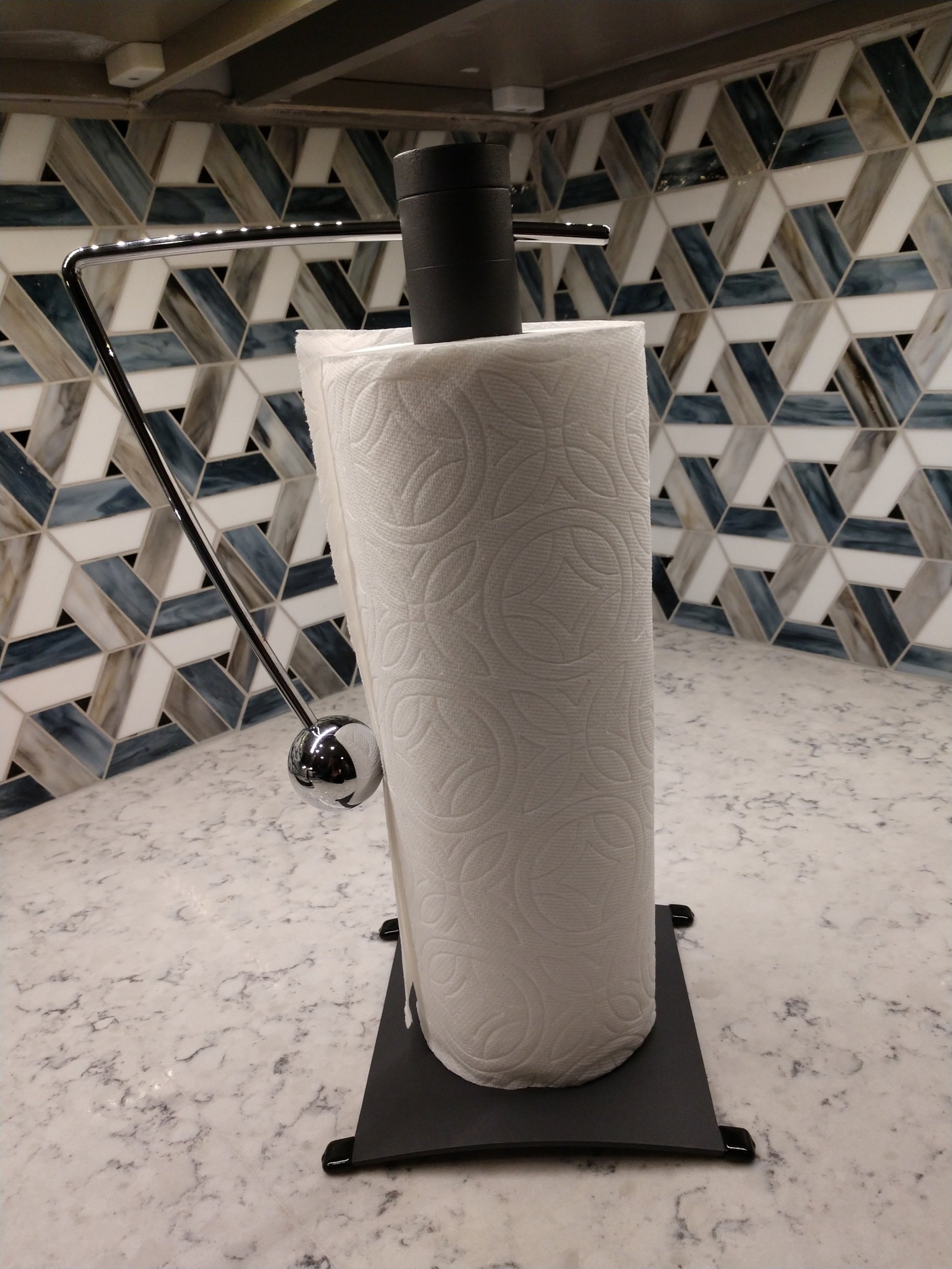 Isis Paper towel roll holder - Zojila